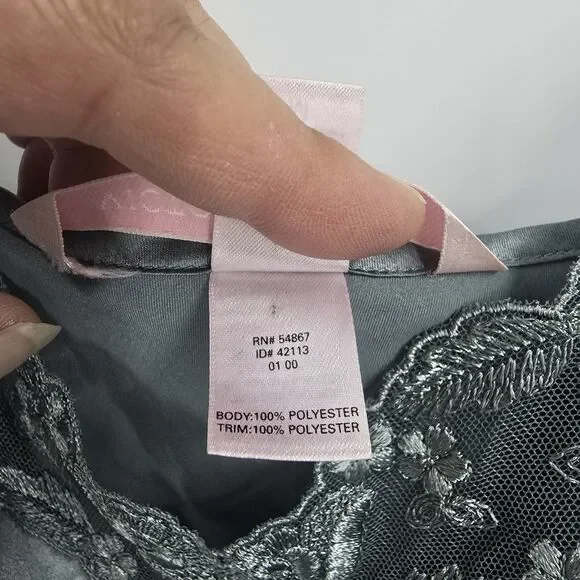 Victoria’s Secret Silk Light Gray Green Sage Lace Slip Dress Limgerie Negligee - Picture 4 of 4
